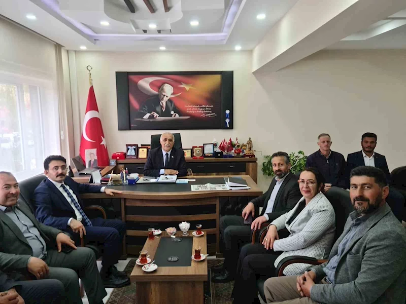Mengi’den tebrik ziyareti
