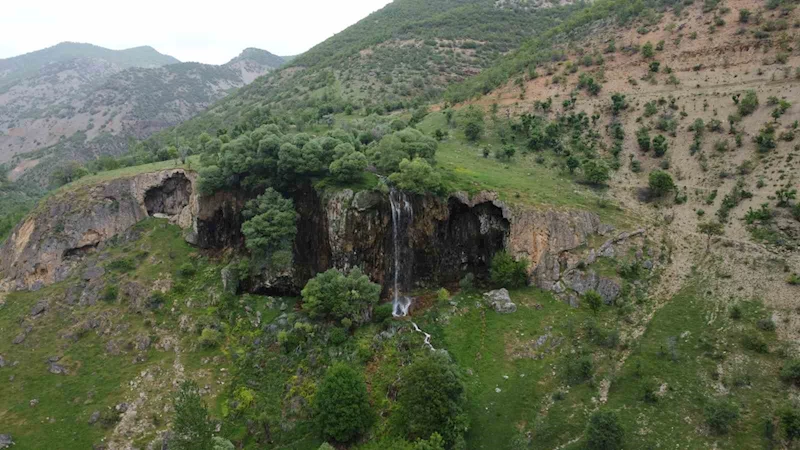 ’Kayıp şehir’ Pargasur şelalesi dron ile görüntülendi
