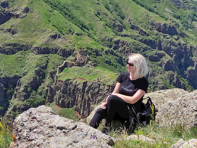 Ardahan’daki tarihi Şeytan Kalesi’ne turist akını
