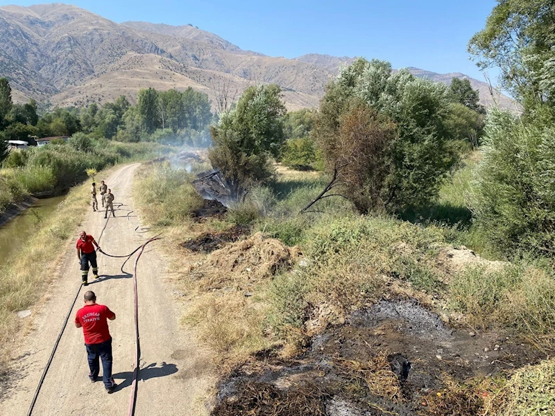 Örtü yangını büyümeden söndürüldü
