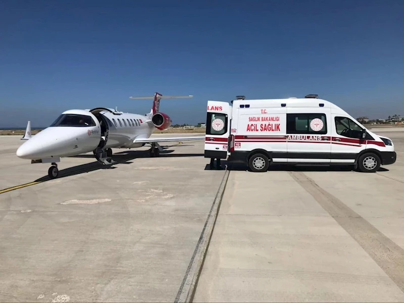Kalp hastası 3 günlük bebek uçak ambulansla Van
