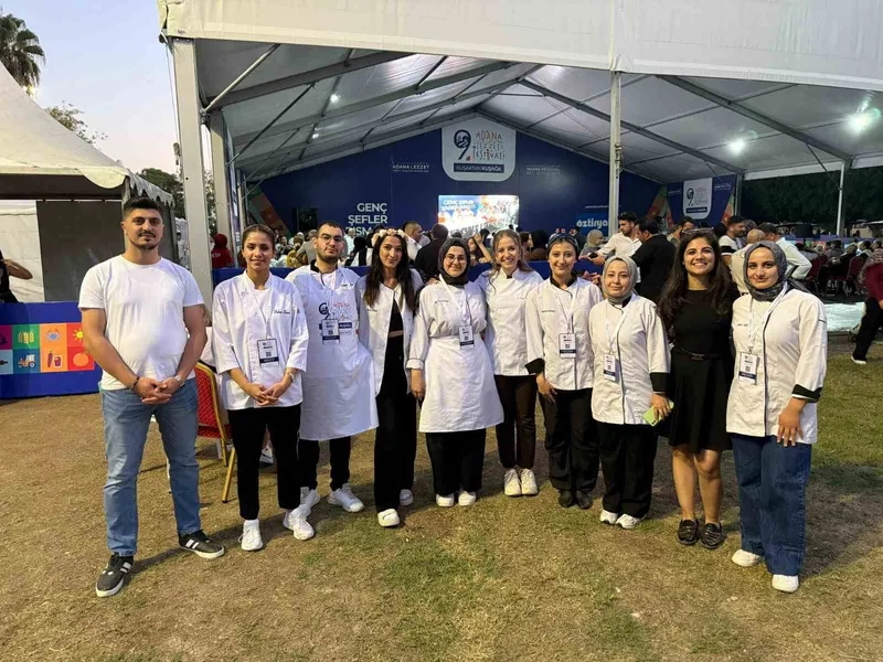 BEÜ öğrencileri Adana Lezzet Festivalinden üç dereceyle döndü
