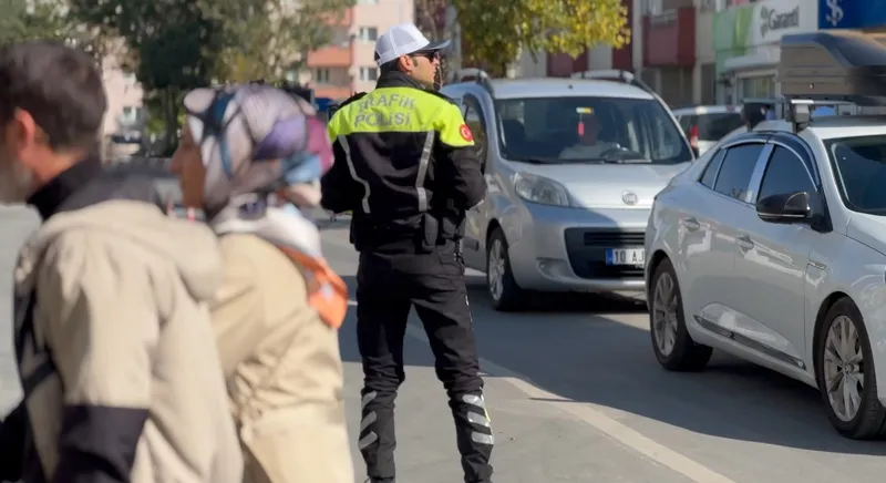 Ağrı’da huzur ve güvenlik için denetimler sürüyor
