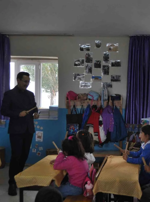 Akyaka Kaymakamı Demirtaş, okul ziyaretlerini sürdürüyor
