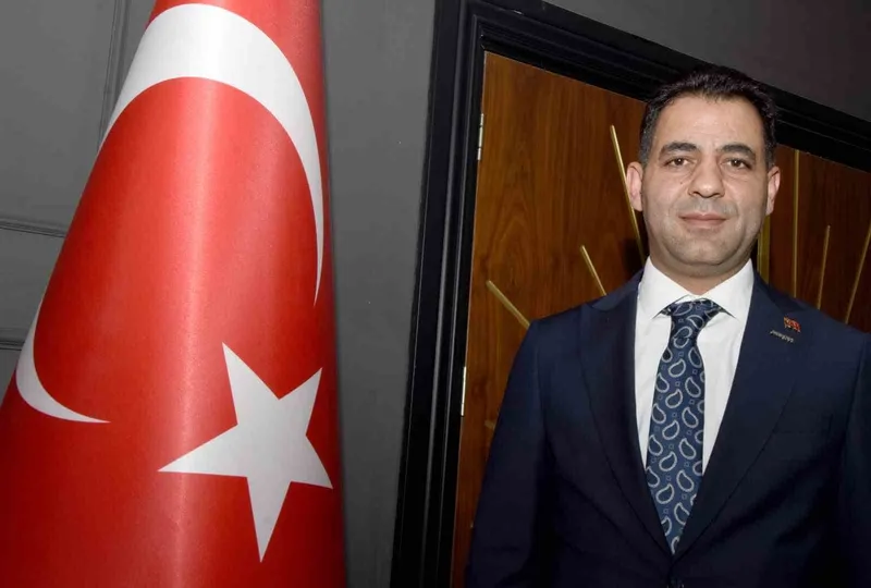 ASKON şube başkanı Turan: ’’Cumhuriyet birleştirici güçtür’’
