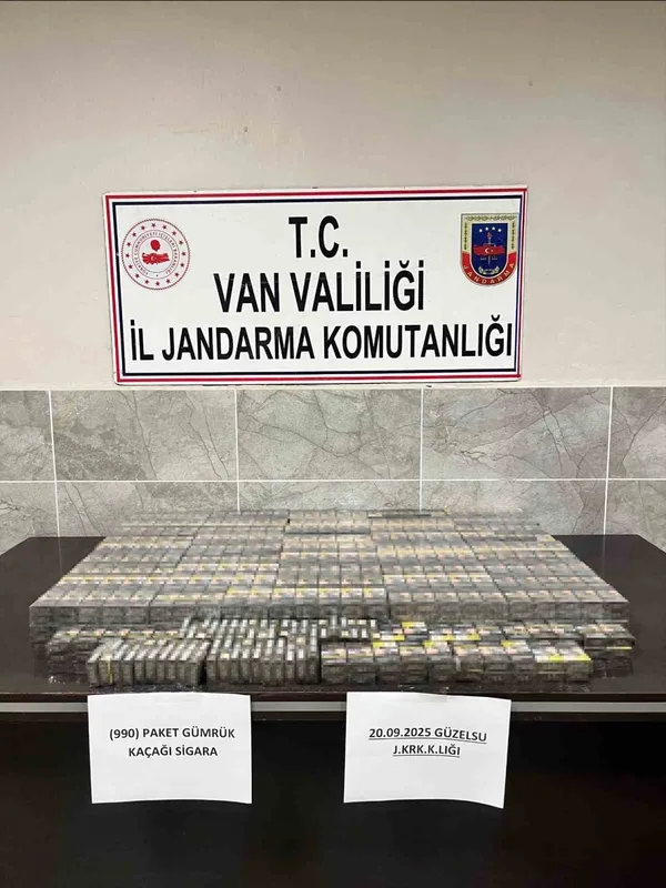 Van’da 990 paket kaçak sigara ele geçirildi
