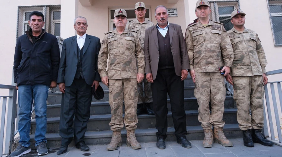 Van Jandarma Komutanı Avkıran, Gürpınar
