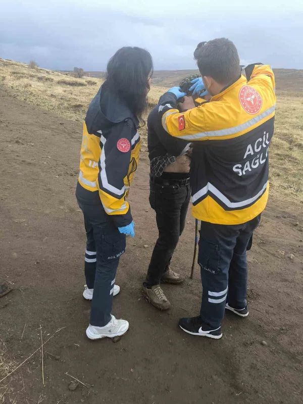 Yanına yıldırım düşen şahıs yaralandı
