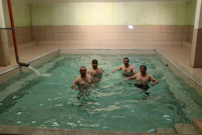 40 derecelik suya yoğun ilgi
