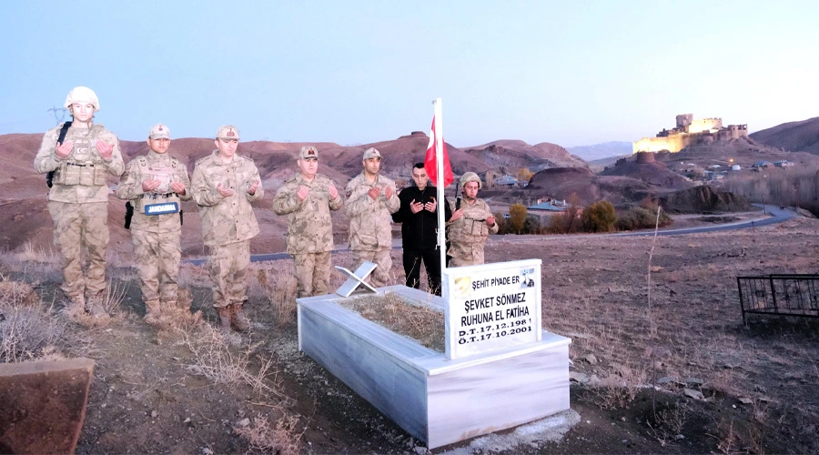 Van İl Jandarma Komutanı Tuğgeneral Avkıran, Gürpınar