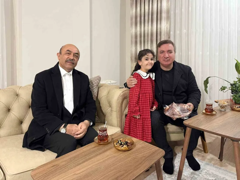Bir çocuğun samimiyeti: Vali Aydoğdu Beyza’nın misafiri oldu
