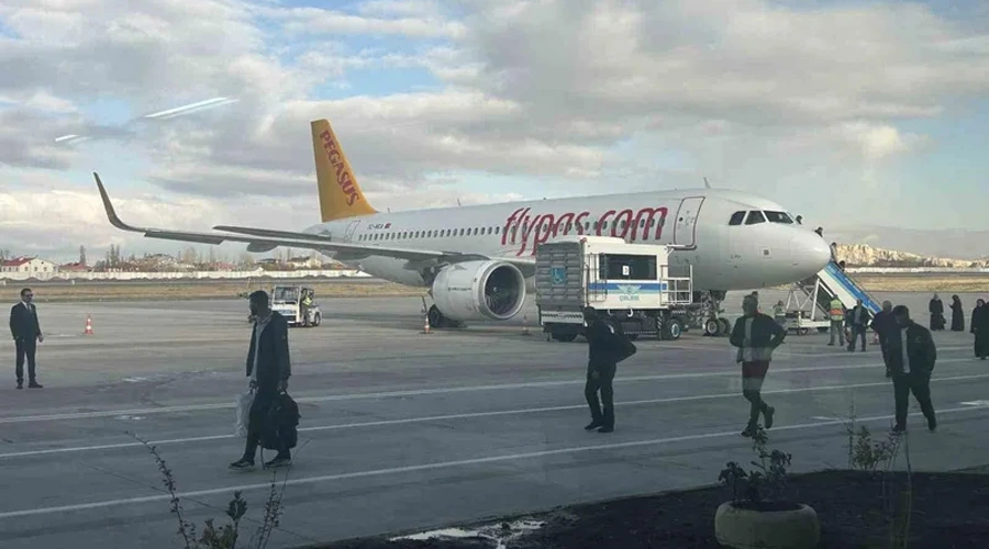 Van Ferit Melen Havalimanında uçuşlar yeniden başladı