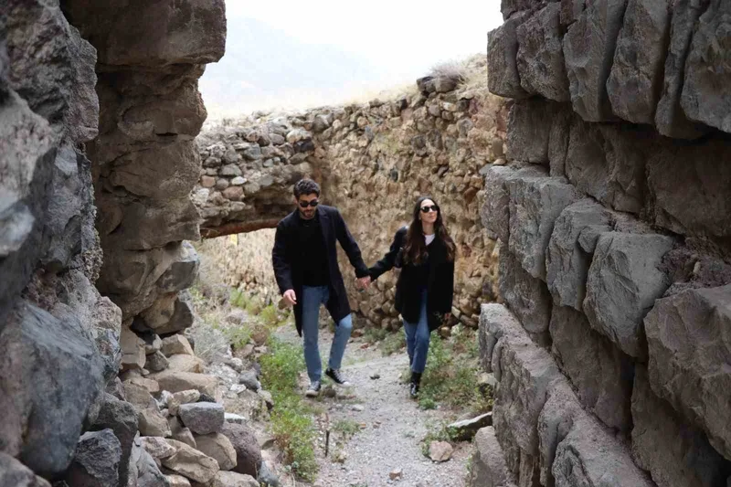 Sevilen oyuncu Ali Öner’in Oltu sevgisi
