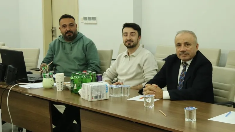 Gazetecilik ile halkla ilişkiler ve tanım bölümleri akreditasyon sürecinde
