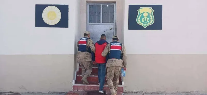 Sarıkamış’ta 2 yıl hapis cezası bulunan 1 kişi yakalandı

