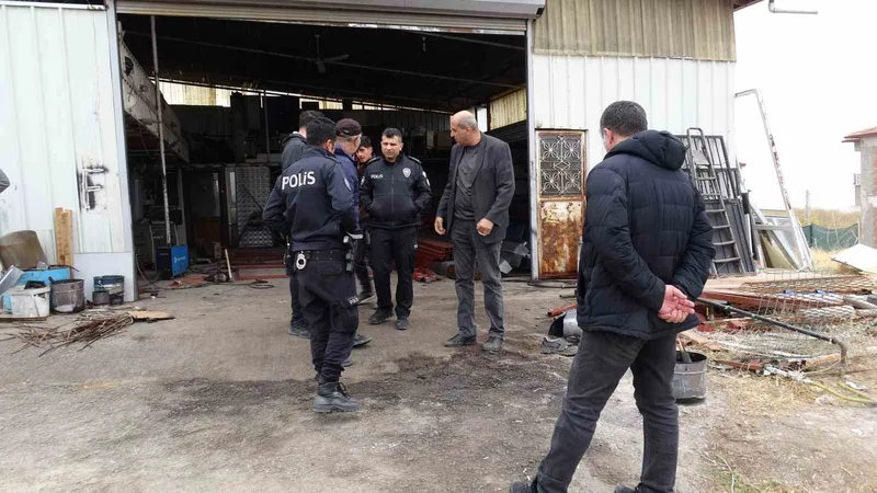 Malatya’da ısınmak için ateşe tiner döken 2 öğrenci yaralandı
