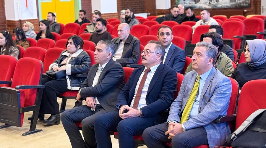 Tuşba İlçe Milli Eğitim, Erasmus+ 2026 Projeleri İçin Okullarına Yol Haritası Çizdi