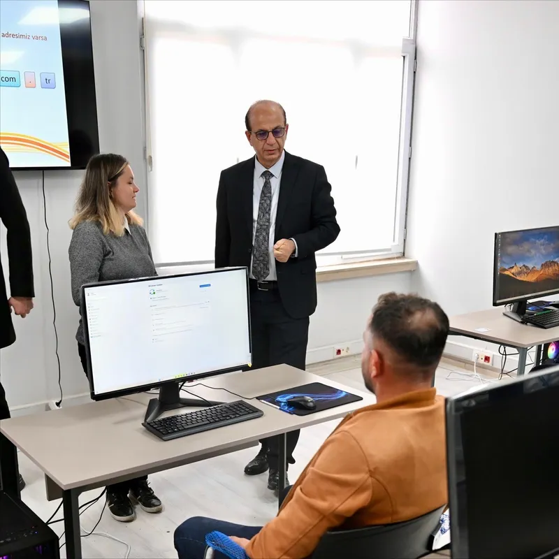 Başkan Geçit’in sözünü verdiği ‘Meslek Edindirme Akademisi’ projesi tamamlandı
