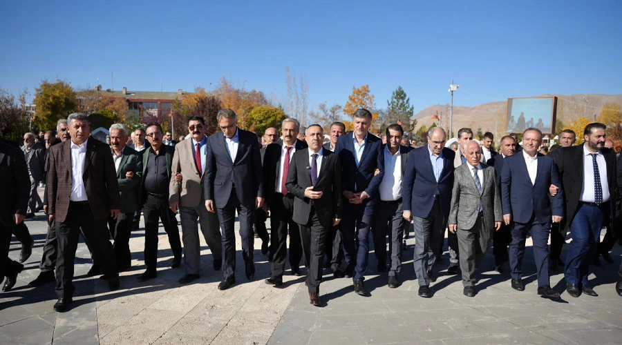 AK Parti Van, 400 Kişilik Dev Kadro ile Gürpınar