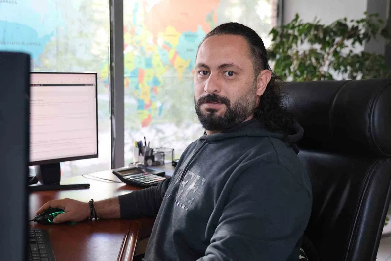 E-ticaret Uzmanı Sanaç: 