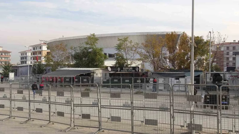 Malatya’da 116 sanıklı organize suç örgütü davası başladı
