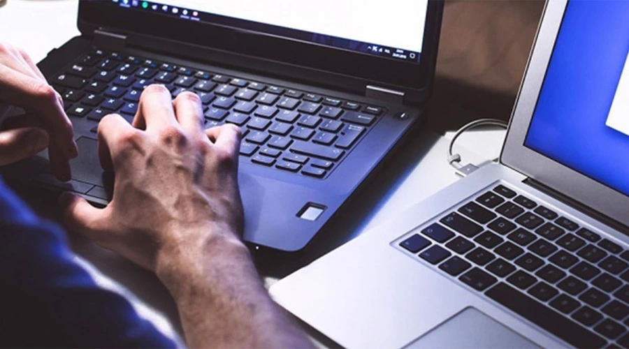 CHP’nin Bilgi İşlem Sorumlusu gözaltına alındı