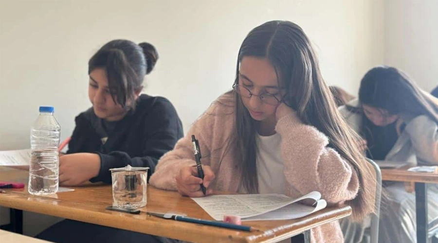 Kitap Van Projesi İl Finali Büyük Coşkuyla Tamamlandı: Yarışmanın Kazananları Belli Oldu!