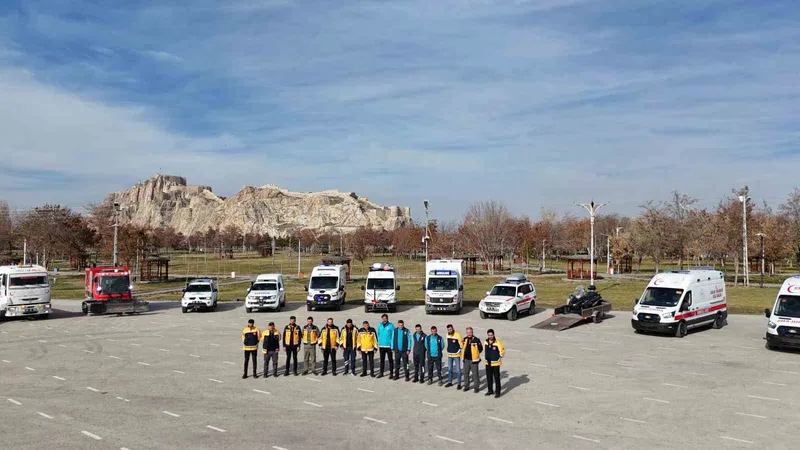 Van’da acil sağlık ekipleri çetin kış şartlarına karşı göreve hazır