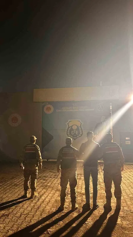 Kağızman’da 7 yıl hapis cezası bulunan 1 kişi yakalandı
