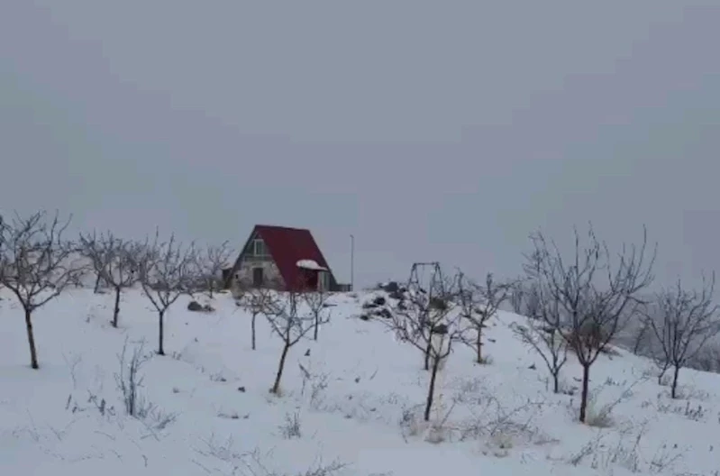 Bin 600 rakımdaki bu evi gören bir daha bakıyor

