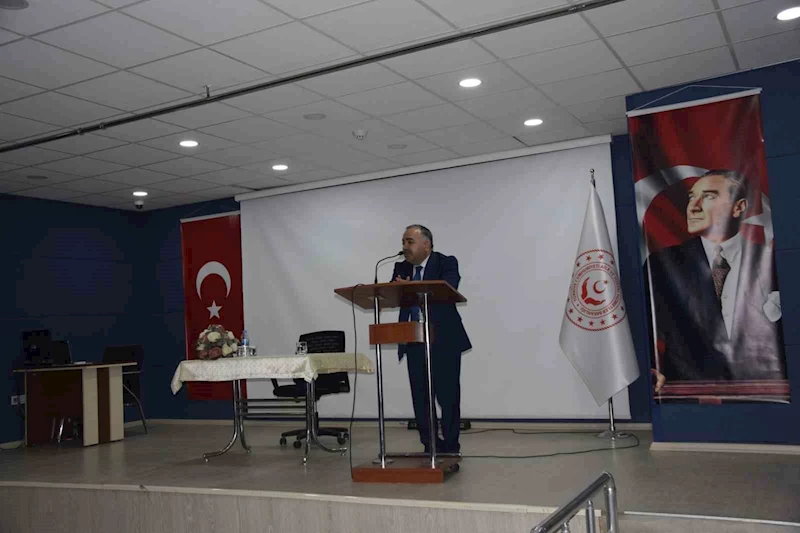 Müftü Demir: 
