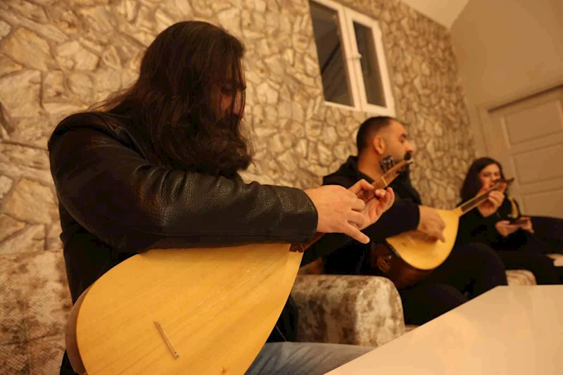 Elazığ’da 20 gönüllü öğretmenden 