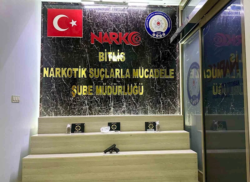 Bitlis’te uyuşturucu satıcılarına şafak operasyonu
