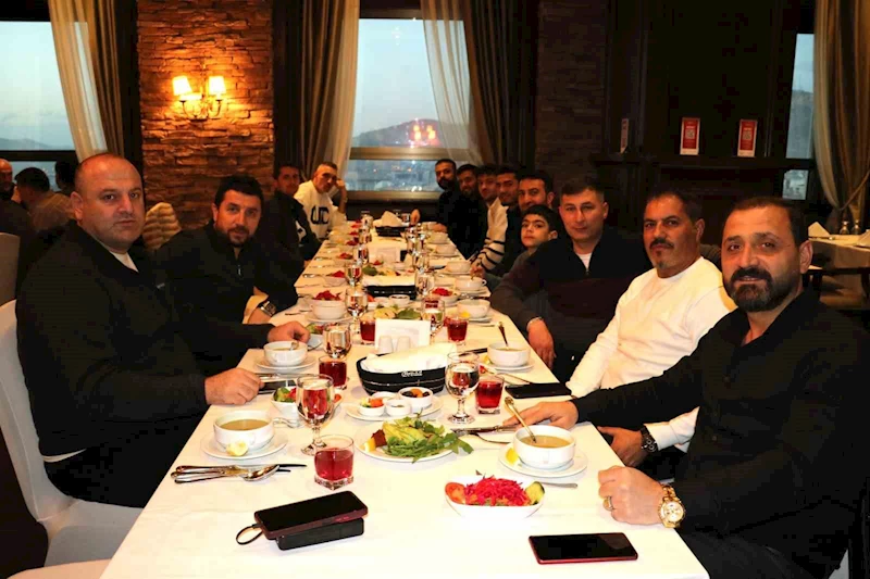 Van Masterler iftarda buluştu