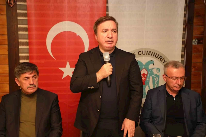 Vali Aydoğdu, Ramazanın son iftarında gazetecilerle bir araya geldi
