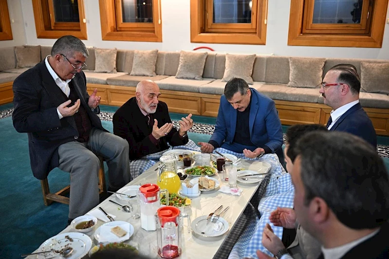 Son iftar Alvar’da

