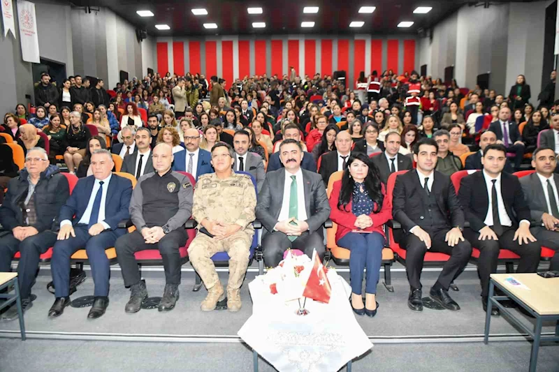 Tunceli’de, 8 Marta özel klip
