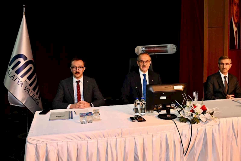 Vali Yavuz: Kamu yatırımları koordineli şekilde sürecek
