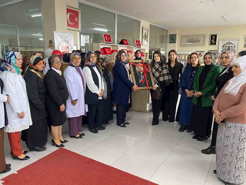 Bulanık Aile Destek Merkezinden el emeği sergisi
