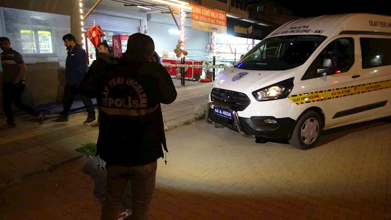 Gençlerin kavgası kanlı bitti: 1 yaralı
