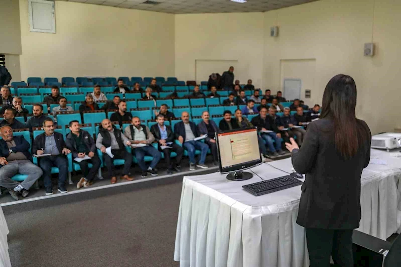 Van Büyükşehir Belediyesi personeline 