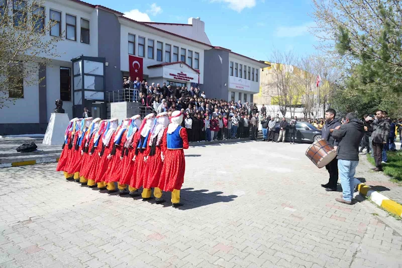 Muş’ta Turizm Haftası renkli etkinliklerle kutlandı
