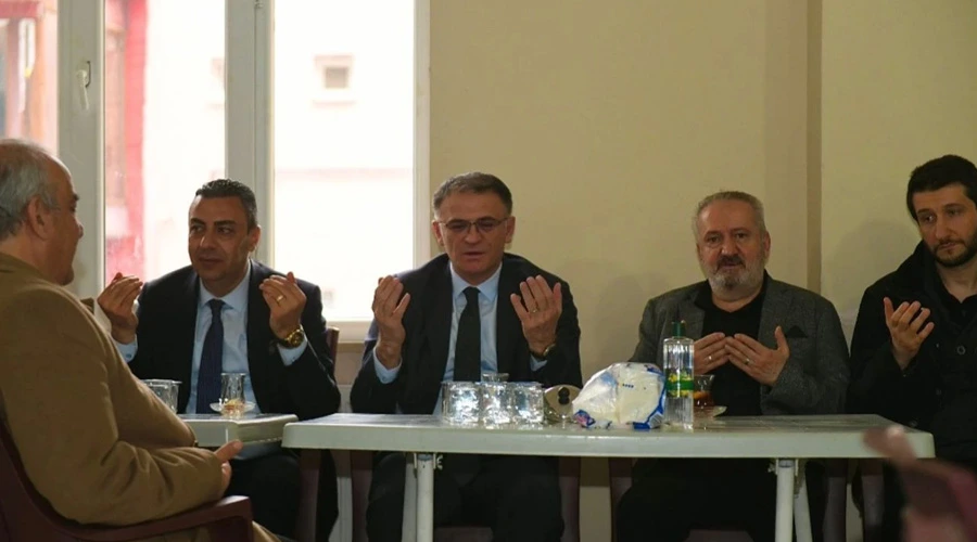 Van Valisi Balcı, Türkmenoğlu Ailesinin Acısına Ortak Oldu