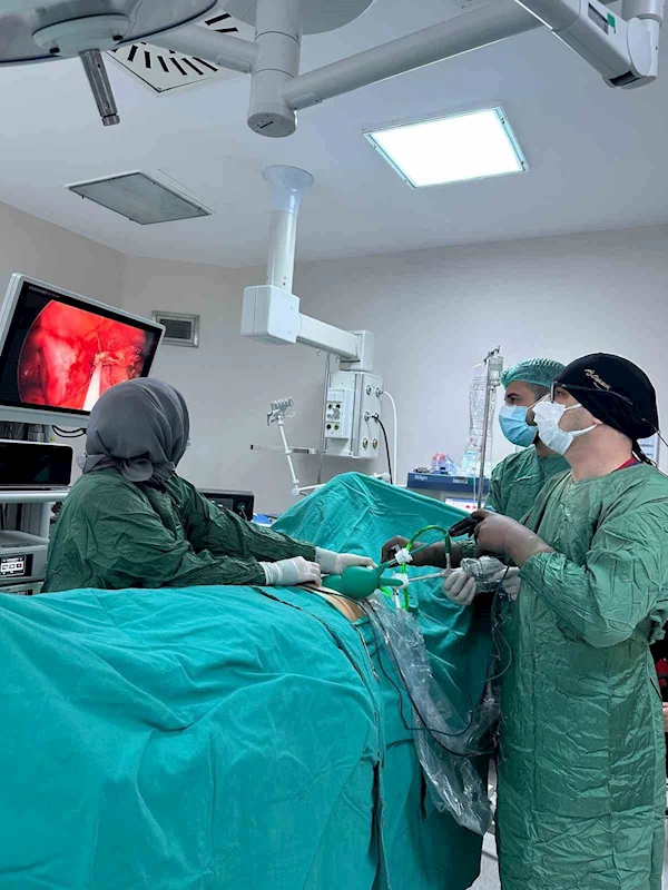 Bingöl’de kapalı apandisit ameliyatı başarıyla gerçekleştirildi

