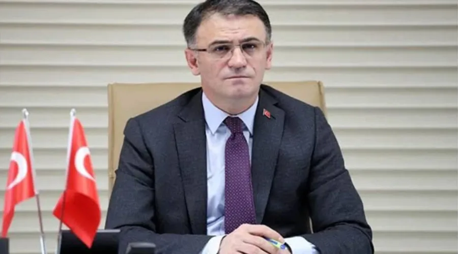 Van Valisi Balcı