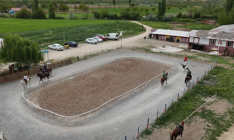 Deprem sonrası doğayla buluşma: Malatya’da atlı terapiye ilgi artıyor
