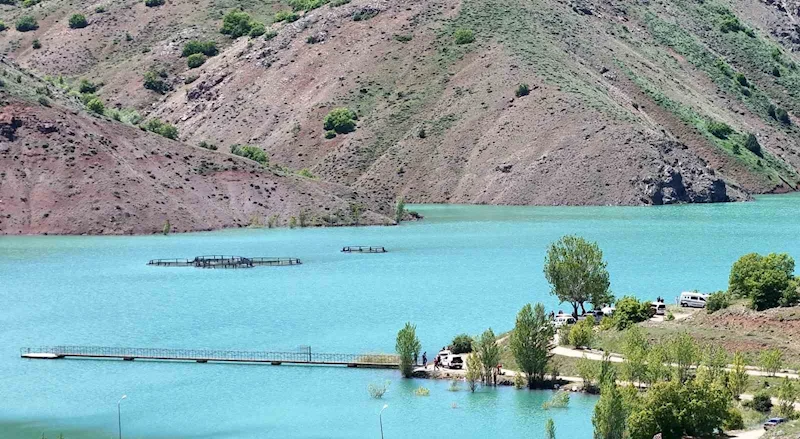 Erzincan’da baraj gölünde yapılan aramalarda kayıp gencin cesedine ulaşıldı
