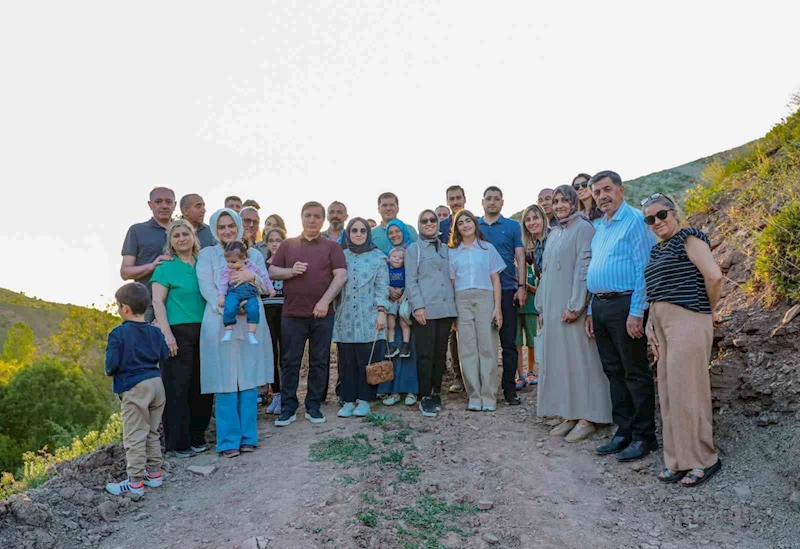 Vali Aydoğdu, Küplü köyünde incelemelerde bulundu
