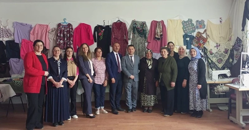 Çıldır Halk Eğitim Müdürlüğünden yıl sonu sergisi

