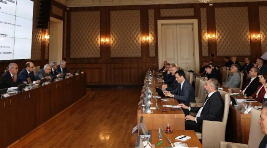 Van Rektörü Şevli, Üniversite Hastanelerinin Yapısal Sorunlarına Düş ışık Dökdü